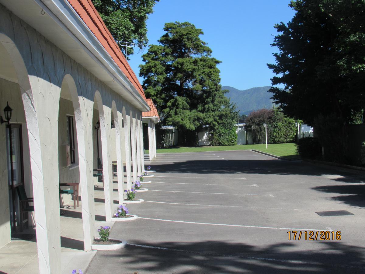 Matador Motel Carterton Exterior photo